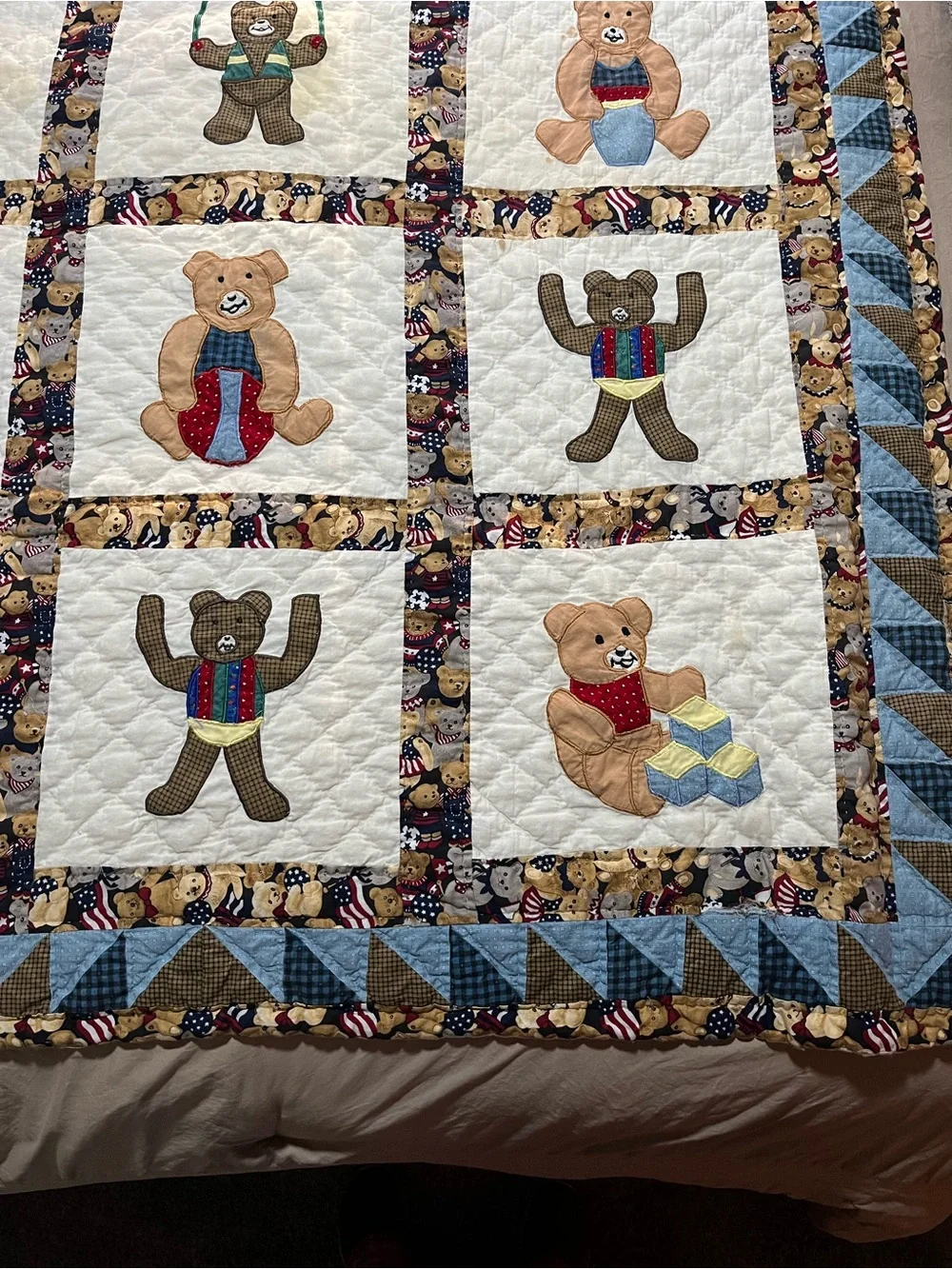 Vtg  Americana Bear Patchwork Quilt Throw Lap Blanket Cottagecore 48 x 57